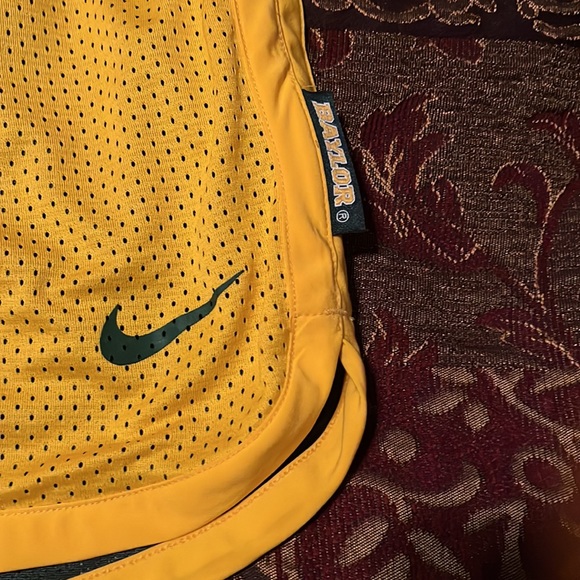 Nike Mesh Baylor Short - Picture 2 of 5